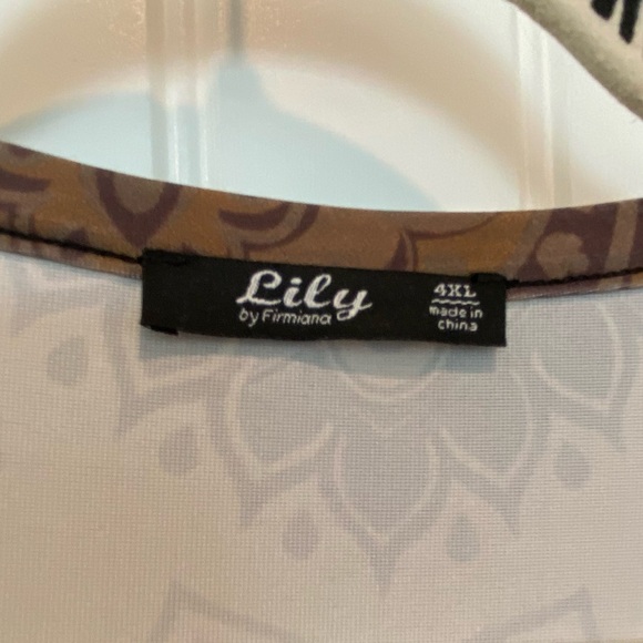 Lily by Firmiana Blouse Size 4X - Picture 3 of 7